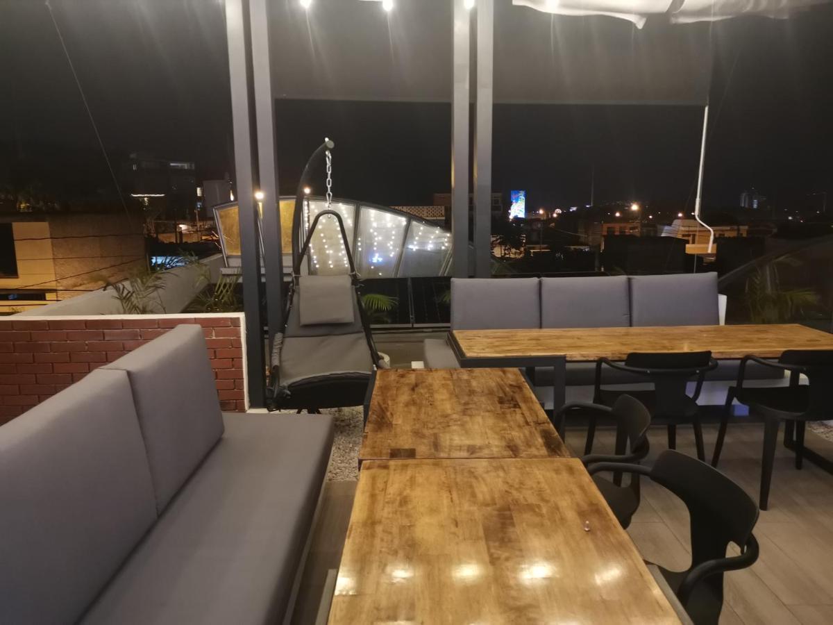 Apartments And Rooms Distecon Guatemala City Bagian luar foto