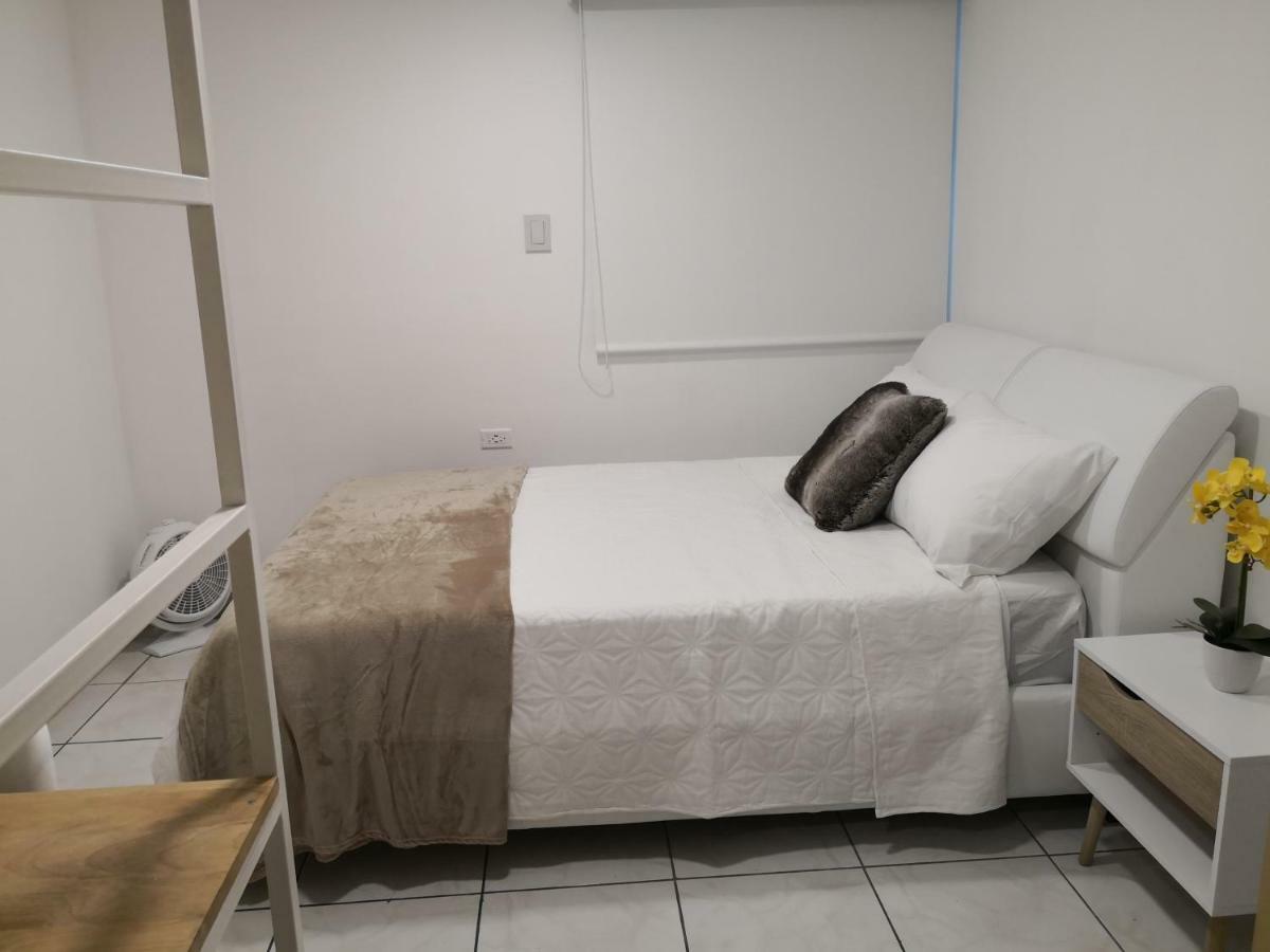Apartments And Rooms Distecon Guatemala City Bagian luar foto