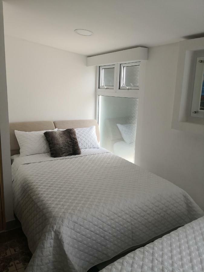 Apartments And Rooms Distecon Guatemala City Bagian luar foto
